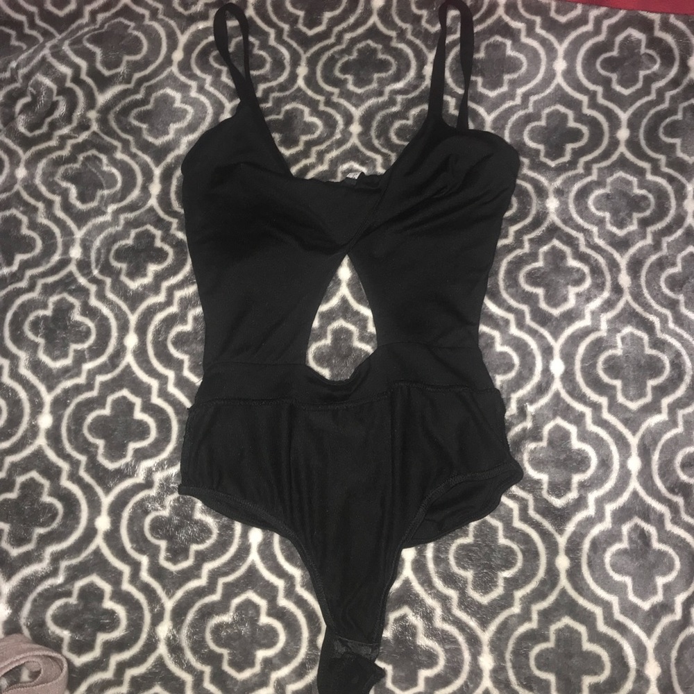 Cutout bodysuit